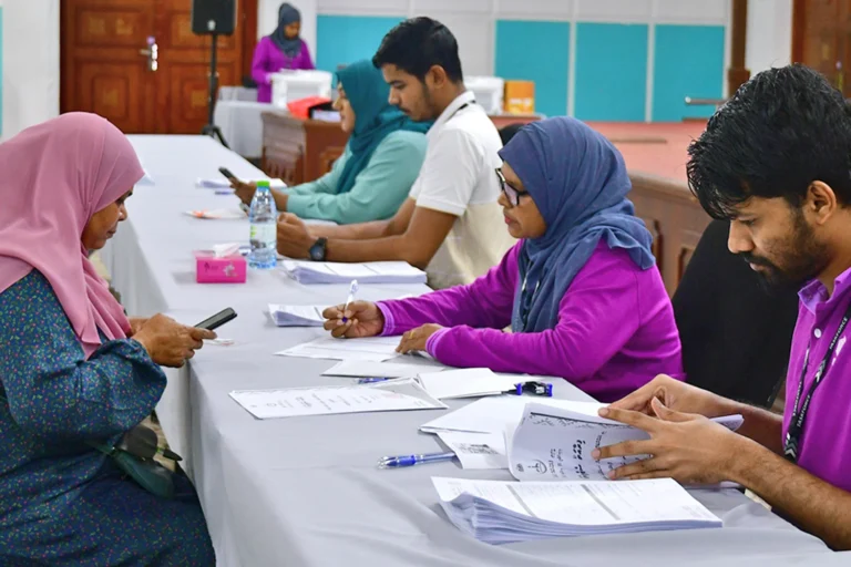 ސިޔާސީ ޕާޓީތަކުގެ މެންބަރުންގެ ދަފްތަރުގައި ރެޖިސްޓަރީ ވެފައިވާކަމުގެ ލިޔުން ޕޯޓަލް މެދުވެރިކޮށް މިހާރު ލިބޭނެ