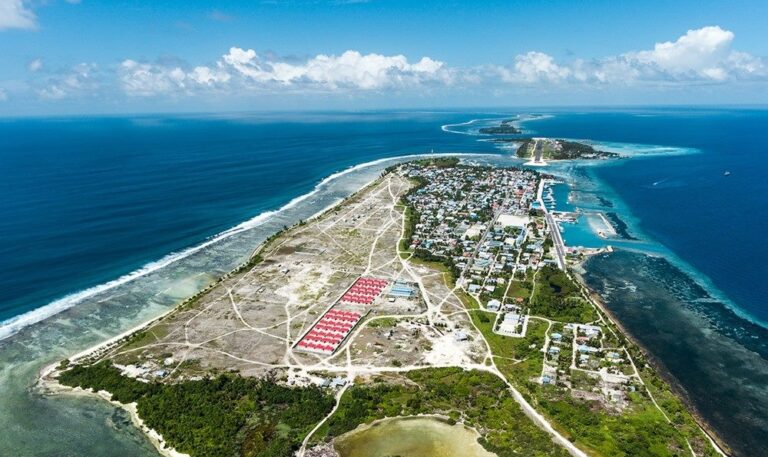 ނަޑެއްލާގައި ނުރައްކާތެރި އެކްސިޑެންޓެއް ހިނގައި މީހެއްގެ ގައިގައި ސައިކަލަކުން ޖެހިއްޖެ