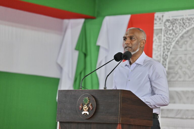 ހުރިހާ ކަމެއްވެސް ރައްޔިތުން އެދޭގޮތަށް ކޮށްދިނުމުގައި އަދުގެ ސަރުކާރުން ކުރިއަށްދާނެކަމުގެ ޔަޤީންކަން ރައީސް ދެއްވައިފި