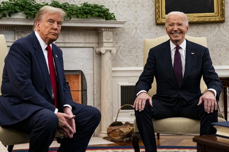 އެމެރިކާގެ ”އެތެރޭގެ“ މައުލޫމާތުތައް ބައިޑަންއަށް ލިބުން ހުއްޓުވައި، ޓްރަމްޕް ބަދަލު ހިފައިފި