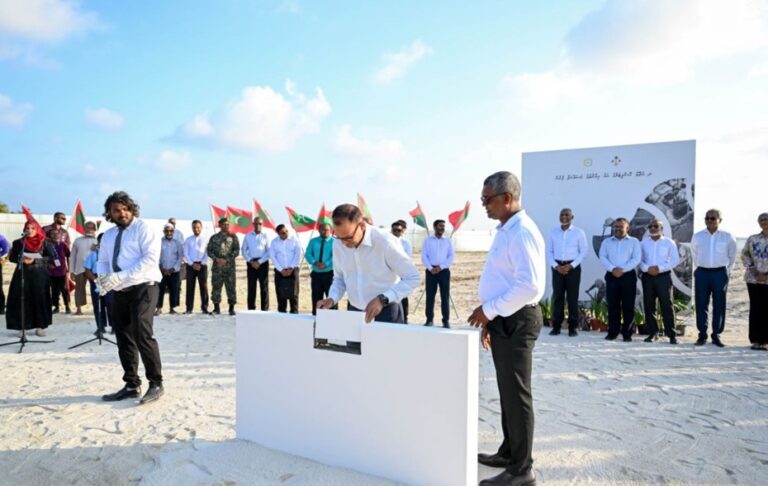 ދ. އަތޮޅު ހޮސްޕިޓަލުގެ އާ އިމާރާތުގެ ބިންގާ އަޅައިފި