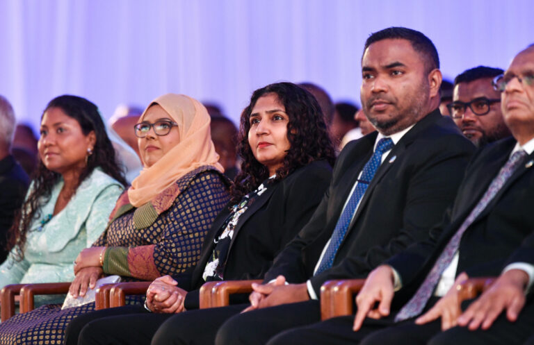 ފަނޑިޔާރު އަޒްމިރަލްދާއާއި މަހާޒް ނުފޫޒު ފޯރުވިކަމަށްބުނާ މައްސަލަ މާދަމާ ނިންމާލަނީ