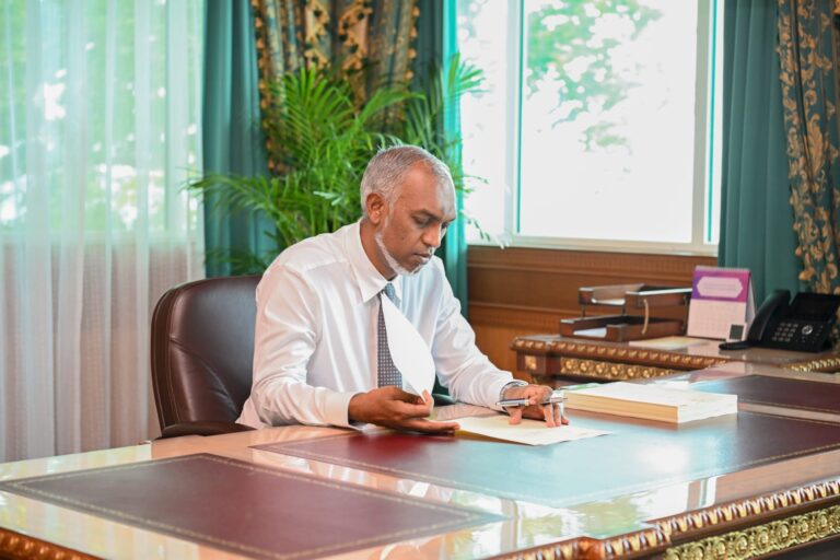 ހޯނޑެއްދޫގެ އިހުތިސޯސުން ކަޑެވާރެހާ ވަކިކުރައްވަން ރައީސް ނިންމަވައިފި
