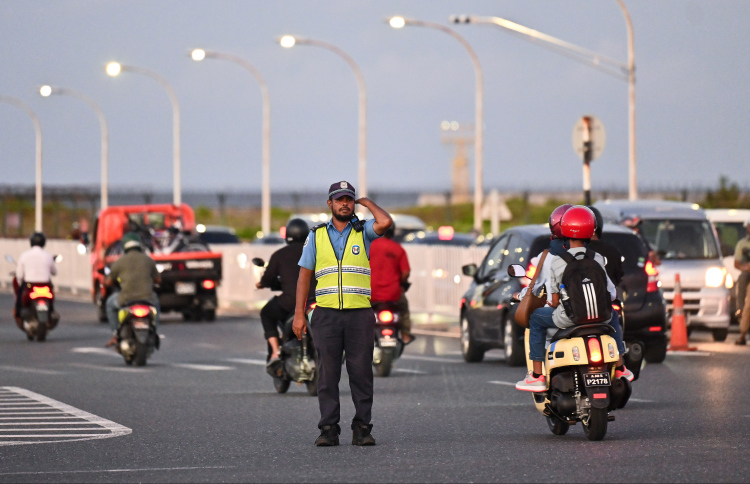 ހަފްތާ ބަންދުގައި އެއަރޕޯޓަށް ބާރުބޮޑުވާނެތީ ފުލުހުން ދޭ އިރުޝާދާ އެއްގޮތަށް އަމަލު ކުރަން އަންގައިފި