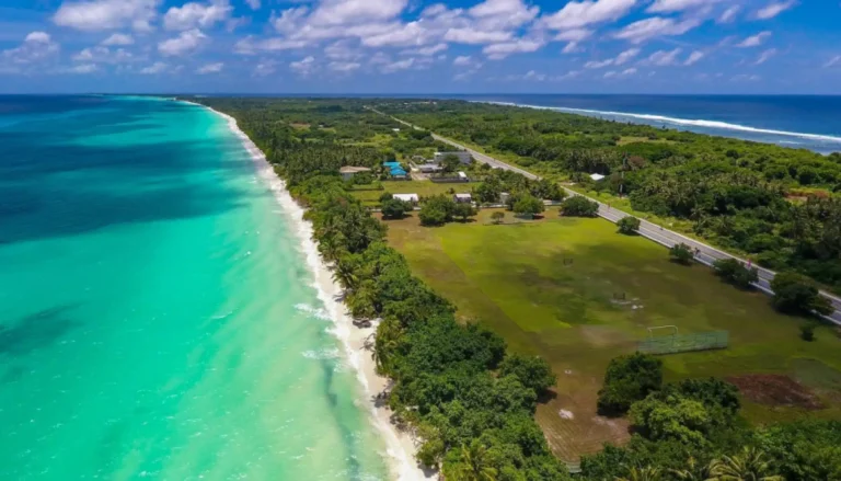 ފަޅުރަށެއް ކައިރިއަށް މަސްހިފަން ފޭބި މީހަކު ގެއްލިގެން ހޯދަނީ