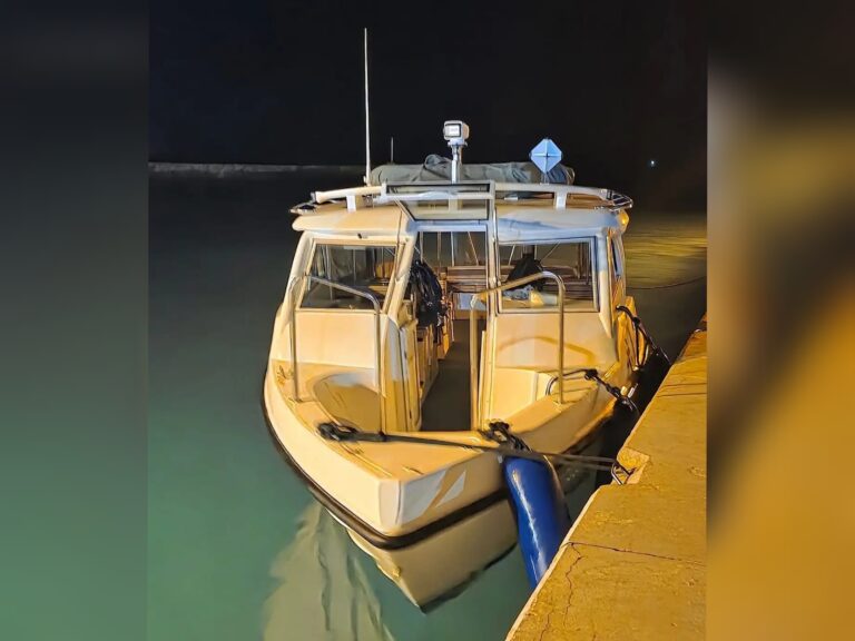 ލޯންޗަކާއި ޑިންގީއެއް ޖެހުން: އިތުރު ފަރުވާއަށް ދެ މީހަކު މާލެ ގެނެސްފި