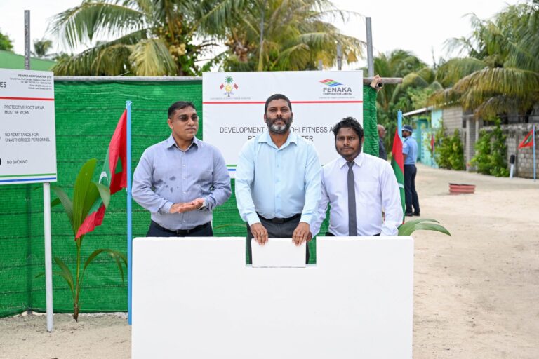 ޅޮހީގައި އަލަށް އިމާރާތްކުރާ ފިޓްނަސް ސެންޓަރުގެ ބިންގާ އަޅައިފި