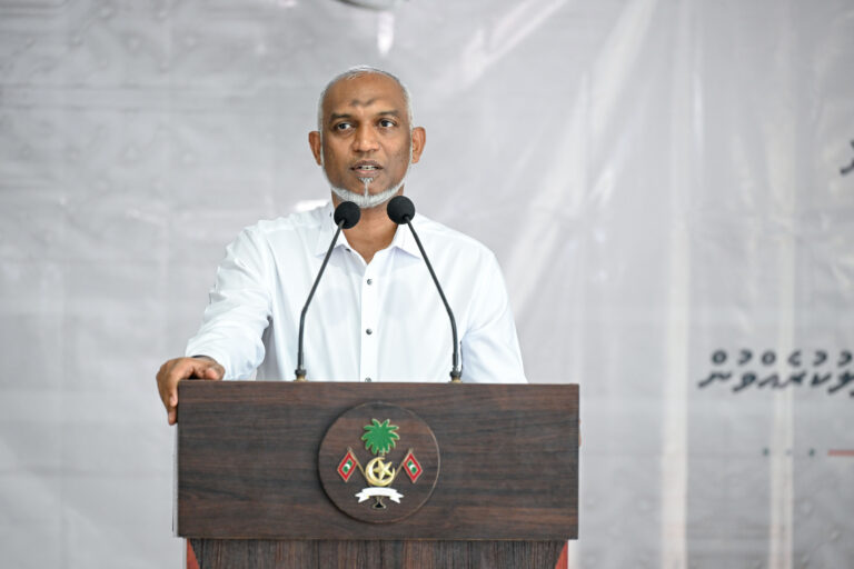 ފޮއްދޫގެ ތަރައްޤީއަށް ކުރާ މަސައްކަތްތަކަށް މެންބަރު އައްބާސް ހުރަސްއަޅުއްވާކަން ރައީސް ފާހަގަ ކުރައްވައިފި