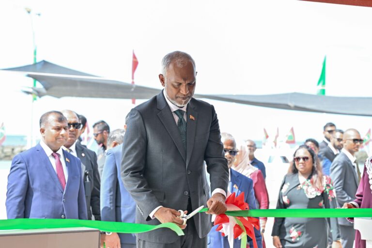 އުތީމު އިސްރަށްވެހީންގެ މައިޒާން ”އޮނުހިޔާ“ ރައީސް ހުޅުވައި ދެއްވައިފި