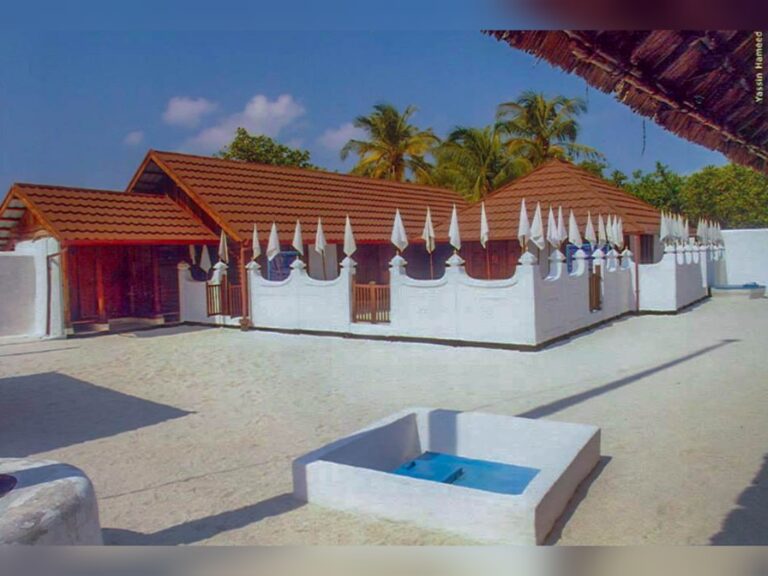 ޤައުމީ ބަޠަލުގެ ރަށުގައި މިރޭ ހަވާއަރުވަނީ