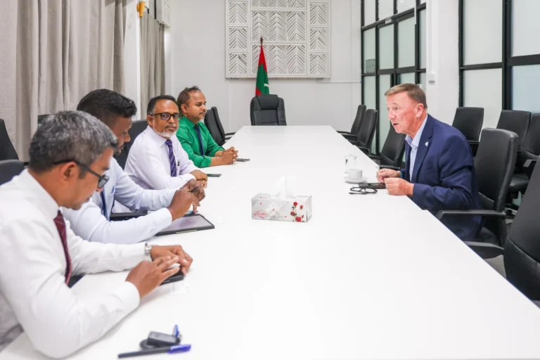 ރާއްޖޭގެ ކަނޑުގެ ރާޅުތަކުން ކަރަންޓު އުފައްދަން ހުރި ފުރުޞަތުތަކާ ގުޅޭގޮތުން މަޝްވަރާކޮށްފި