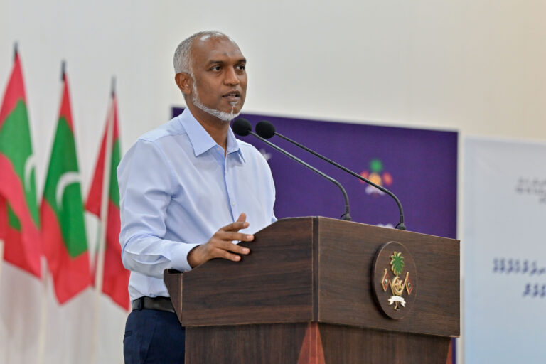 ނިލަންދޫގެ ތަރައްގީއަށްޓަކައި އިތުރު މަޝްރޫއުތަކެއް އިއުލާންކޮށް، އާ އެއްބަސްވުންތަކެއްގައި ސޮއިކޮށްފި