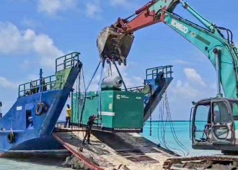 ފުލިދޫއަށް 400 ކިލޯވޮޓުގެ އިތުރު ޖަނަރޭޓަރު ސެޓެއް ގެންގޮސް، ކޮމިޝަންކުރުމުގެ މަސައްކަތް ސްޓެލްކޯއިން ފަށައިފި