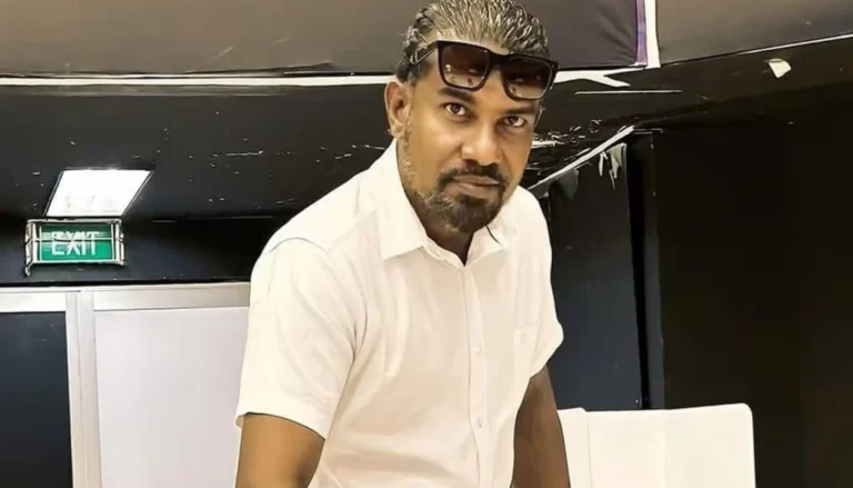 މުޒާހަރާގެ ބައިވެރިއަކަށް ހާޓްއެޓޭކެއްޖެހި ހޮސްޕިޓަލުގައި ފަރުވާ ދެނީ