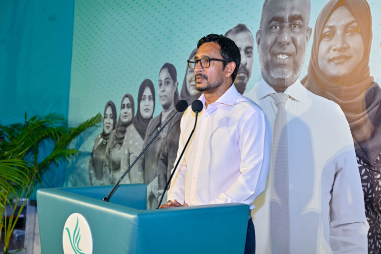 ދެ އިންތިހާބު އެއްކޮށްލަން އެމްޑީޕީން ދެކޮޅު ހަދަނީ، އެ ޕާޓީގެ މަޖިލިސް މެންބަރުންގެ މުސާރަ އުނިވާނެތީ: ފަލާހު