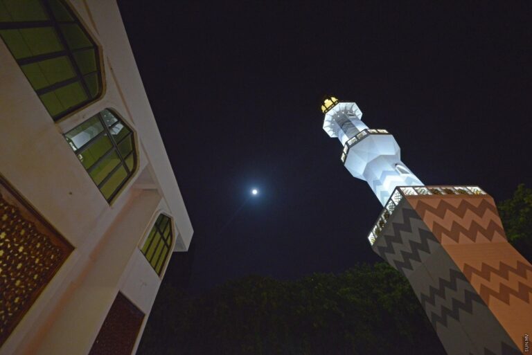 ހަނދު ފެނިއްޖެ، މާދަމާ ރޯދަ