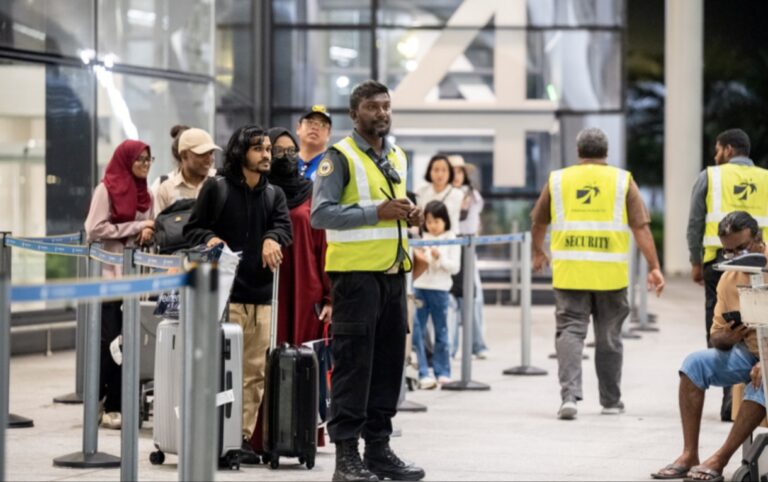 ވީއައިއޭގެ ޓްރެފިކް ފްލޯއަށް ބަދަލުތަކެއް؛ ޓެކްސީ ހޯދަން ބޭނުން ކުރާނީ އާ ޓާމިނަލްގެ ޓެކްސީ ކިއު