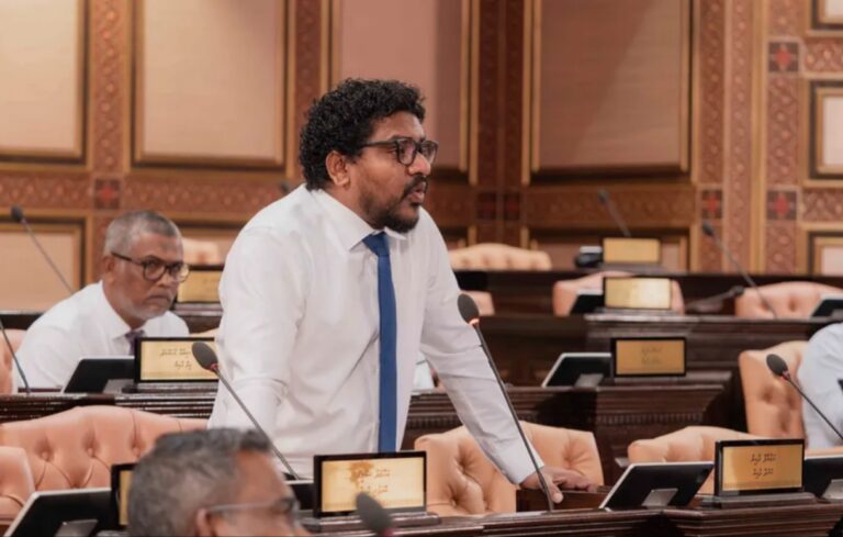 މެންބަރު މައުރޫފާއި އިތުރު ދެމީހެއްގެ މައްސަލަ ޕީޖީއަށް ހުށަހަޅައިފި