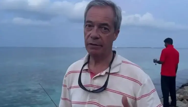 ޗާގޯސްއަށް ފަރާޖް ކުރަން އުޅުނު ދަތުރަށް، ރާއްޖެ މެދުވެރިކޮށް އިނގިރޭސިވިލާތުން ހުރަސްއަޅައިފި