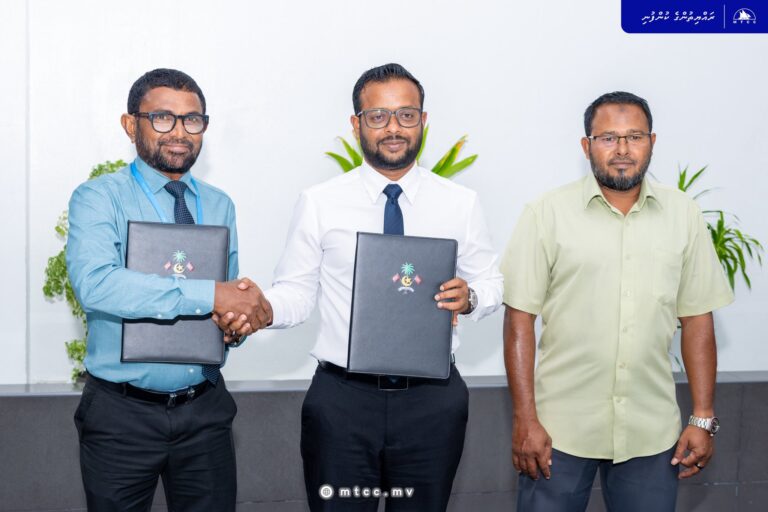 ފަރެސްމާތޮޑާގެ ބަނދަރާއި ދޯނި އެހެލާ ސަރަހައްދު ތަރައްޤީކުރަން އެމްޓީސީސީއަށް