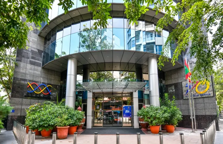 ސްޓެލްކޯގެ ޑިސްޓްރިބިއުޝަން ފޮށިތަކުގައި ޕޯސްޓަރު ހަރުނުކުރުމަށް އެދިއްޖެ