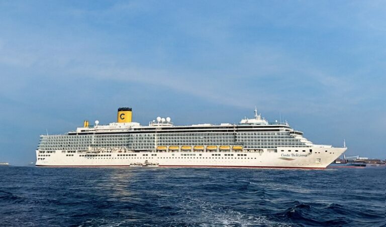 2،000 އަށް ވުރެ ގިނަ ފަތުރުވެރީންނާ އެކު އިތުރު ކްރޫޒްލައިނާއެއް ރާއްޖެއަަށް