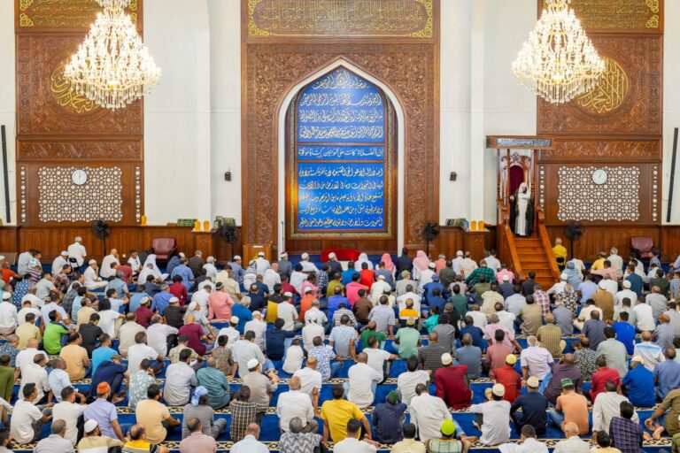 އިސްލާމީ އުންމަތަށް ނަސްރެއް ލިބޭނީ އުންމަތް އެކަތިގަނޑަކަށް ވެގެން: ހުތުބާ