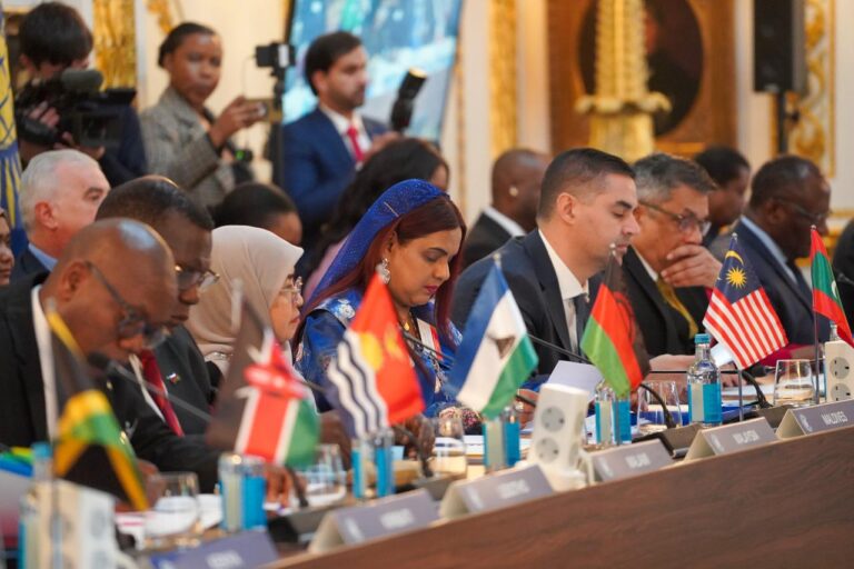 ކޮމަންވެލްތު ފޮރިން މިނިސްޓަރުންގެ ބައްދަލުވުމުގައި ރާއްޖެއިން ބައިވެރިވެއްޖެ