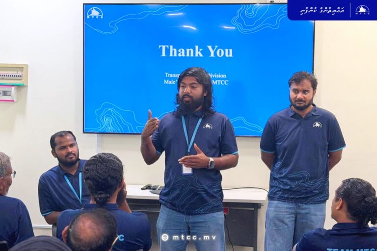 ޓެކްސީލައިންގެ މުވައްޒަފުންނަށް ހާއްސަ ތަމްރީނުތަކެއް ފަށައިފި