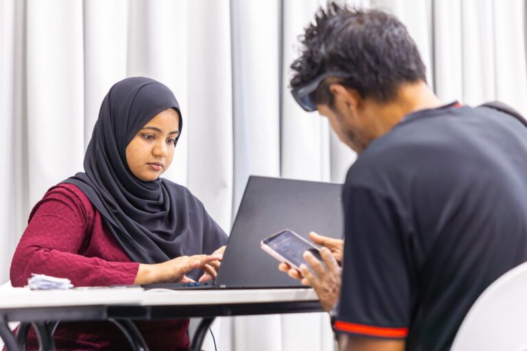 ބޮލަކަށް 6،000 ރުފިޔާގެ ގެ މަގުން މި އަހަރުގެ ފިޠުރު ޒަކާތް ބަހައިފި