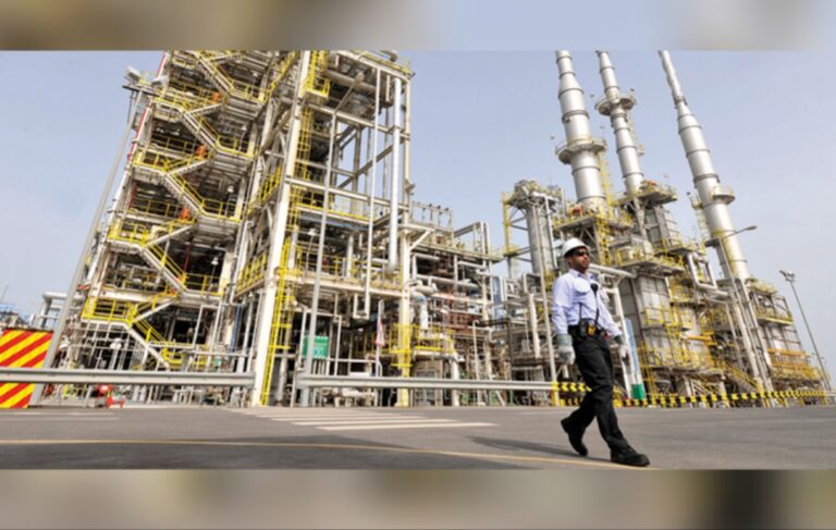 ބޭރުގެ ފަރާތްތަކަށް ތެޔޮ ފޯރުކޮށްނުދެވޭނެ ކަމަށް ބަހްރެއިނުން ނިންމައިފި