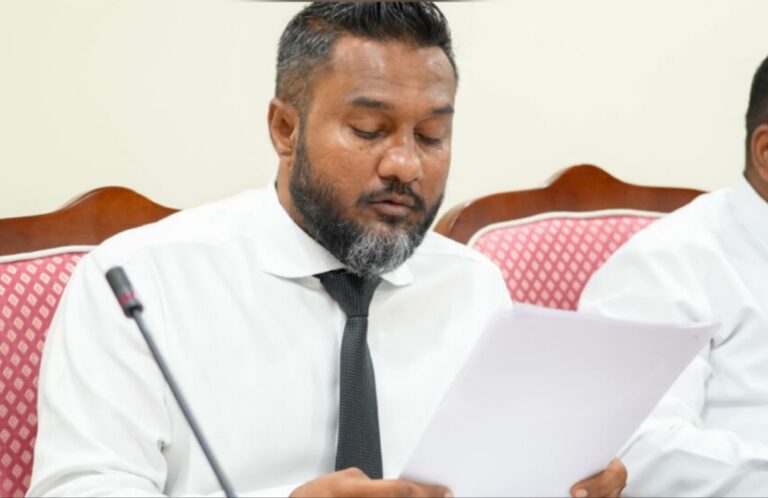 މެންބަރު ސިނާންގެ ގޮނޑި ގެއްލިފައިވާ ކަމަށް ހުކުމްކޮށްފި