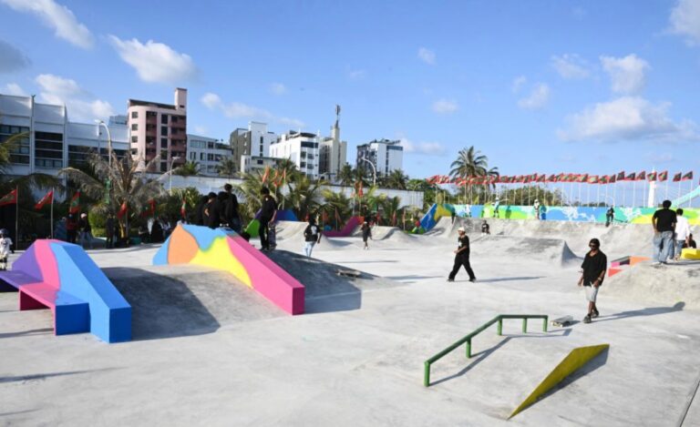 ފޭސްތަކަކަށް ބަހާލައިގެން ސްކޭޓް ޕާކް އިތުރަށް ތަރައްގީކުރާނެ: މިނިސްޓަރު