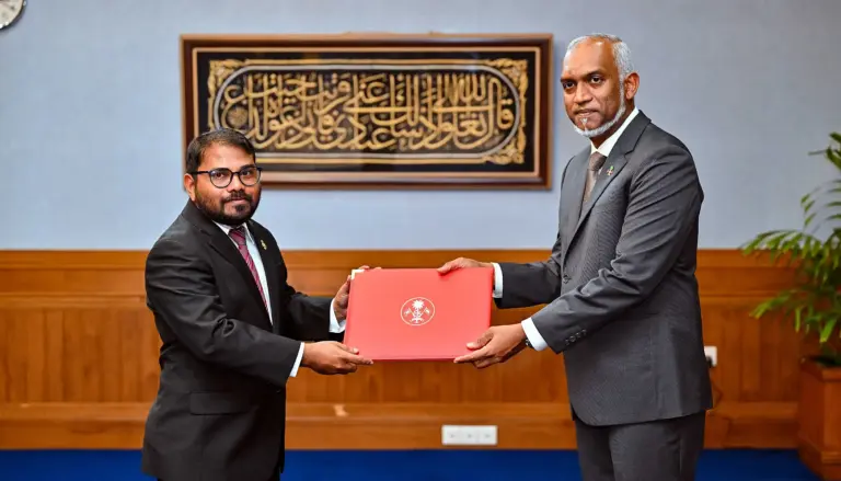 ޖޭއެސްސީގެ މެމްބަރުކަމުން ޔަޒްމީދު އިސްތިއުފާ ދެއްވައިފި