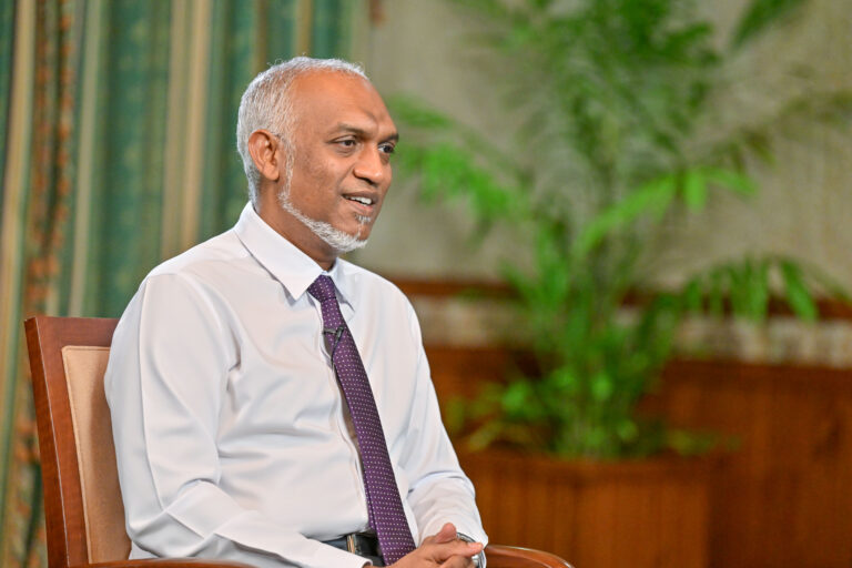 ރައީސްގެ އަމާޒު: މި ސަރުކާރުން ގޯތި ދޭނީ ބިން ހިއްކާފަ!