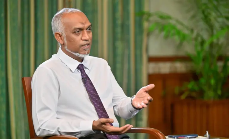 ހަނގުރާމައާ ގުޅިގެން ލަސްތަކެއް އައި ނަމަވެސް މަޝްރޫއުތައް ދަނީ ކުރިއަށް: ރައީސް