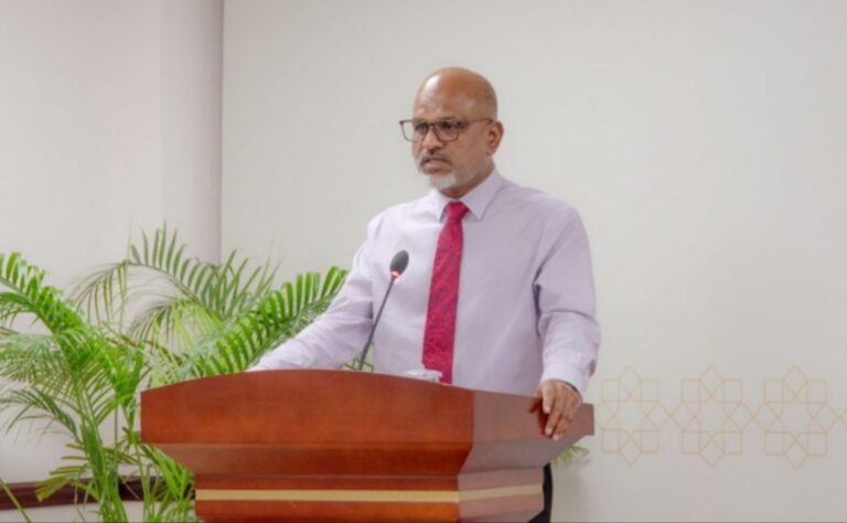 މަޖިލީހުގެ ނައިބު ރައީސްކަމުން ނާޒިމް ދުރުކުރުމަށް ޤަރާރެއް ހުށަހަޅައިފި