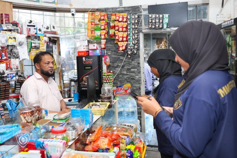 ގަވާއިދާ ހިލާފަށް ވިޔަފާރިކުރަމުންދިޔަ 7 ބިދޭސީއަކު އިމިގްރޭޝަންގެ ބެލުމުގެ ދަށަށް