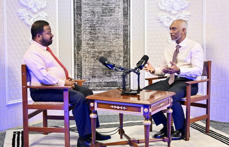 މޫސުމީ ބަދަލުތަކާ ދެކޮޅަށް މަސައްކަތްކުރުން މަތީ ދެމިހުންނާނަން: ރައީސް