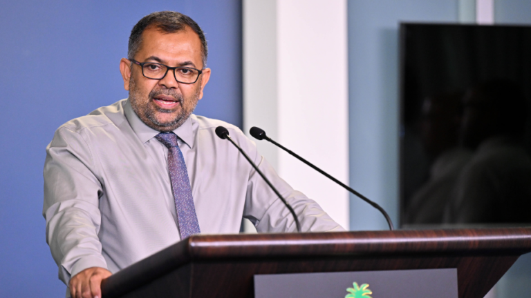 މިތިބީ ގަދަކޮށް ރައީސް މުއިއްޒުއާ އެކީ: މޫސާ ޒަމީރު