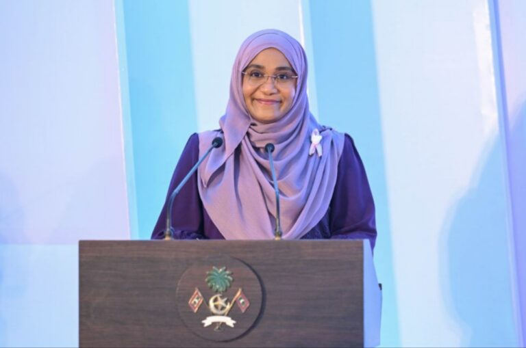 ކުޑަކުދިންނަށް ރައްކާތެރި މުޖުތަމައެއް ގާއިމުކުރެވޭނީ، އޯގާތެރިވެގެން: މެޑަމް ސާޖިދާ