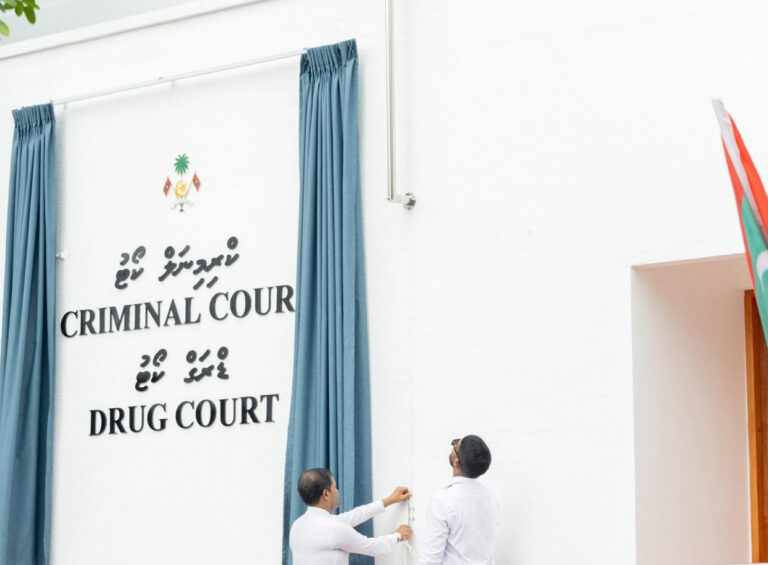 ރޯދަ މަހު ދުވާލު ގަޑީ، ފުލުސް އޮފީސްތެރޭ ދަޅު ބުއި މީހަކު 11 ދުވަހަށް ޖަލަށް