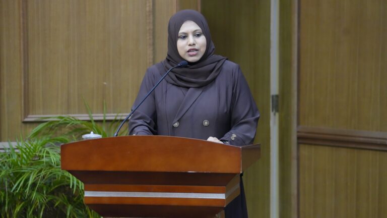 ދެ އަހަރަށް ހެރިޓޭޖް މިނިސްޓްރީ އިޝްތިހާރުކޮށް ޕީއާރު ހިންގާނެ ބަޔަކު ހޯދަނީ