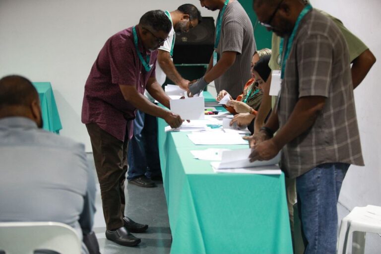 ޕީއެންސީގެ ދާއިރާތަކުގެ ވޯޓުލުން ފެށިއްޖެ؛ ހަވީރު 4 ޖަހަންދެން ކުރިއަށް ދާނެ!