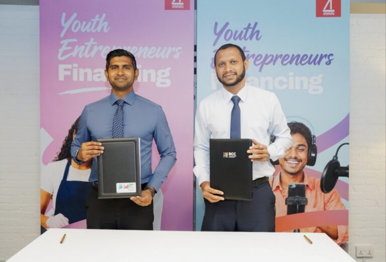 ޒުވާން ވިޔަފާރިވެރިންނަށް އެހީވުމަށް އެސްއެމްއީ ޑިޖިޓަލް އާއި ބީސީސީން އެއްބަސްވުމެއްގައި ސޮއިކޮށްފި