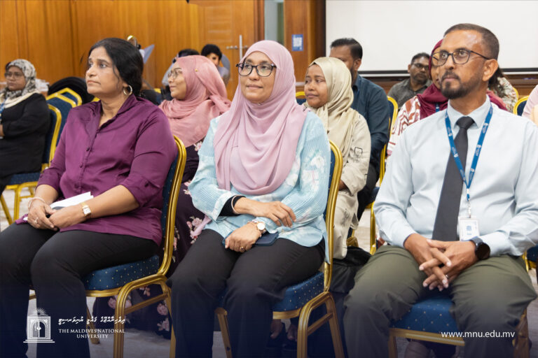 އެމްއެންޔޫއިން ހިިމަބިހި ވެކްސިން ޖެހުމުގެ ޕްރޮގްރާމެއް ފަށައިފި
