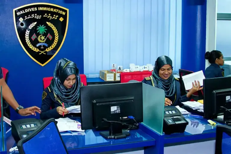 އިލެކްޓްރޯނިކް ޕާސްޕޯޓުގެ ހިދުމަތް އަންނަ މަހު އަލުން ފަށަނީ
