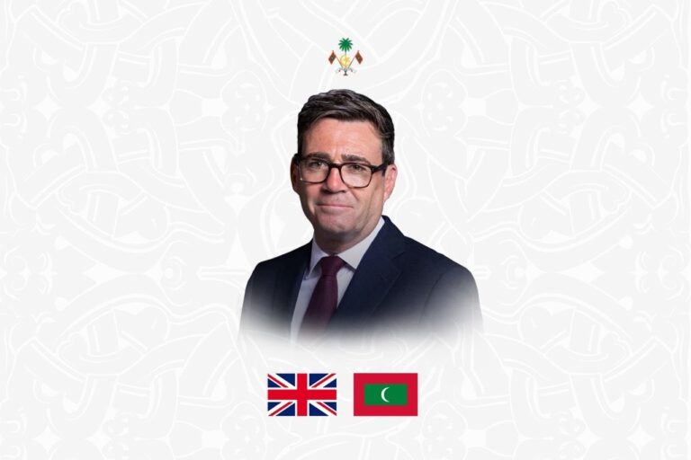 ރައީސް، އިނގިރޭސިވިލާތުގެ އާ ބޮޑުވަޒީރަށް ތަހުނިޔާ ފޮނުއްވައިފި