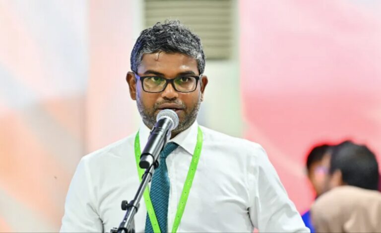 ތިނަދޫ ކައުންސިލްގެ ރައީސް ޝުޖާއުގެ ގޮނޑީގެ މައްސަލަ ކޯޓަށް ހުށަހަޅަނީ