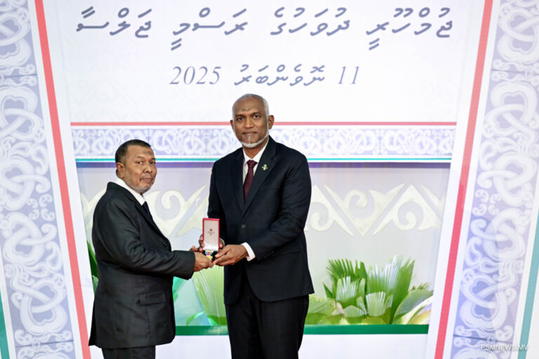 ދައުލަތަށް ޚިދުމަތް ކުރުމުގެ އިނާމު 66 ބޭފުޅަކަށް އެރުއްވުމަށް ނިންމަވައިފި